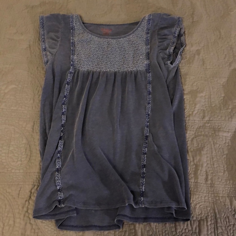 dark blue tee